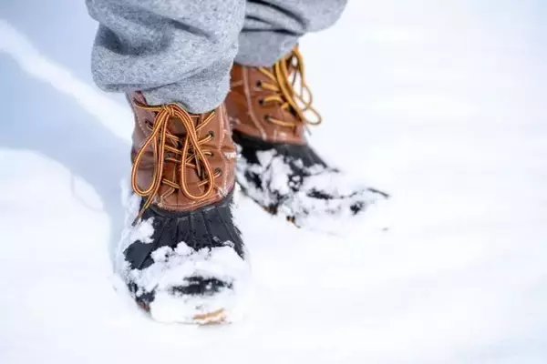 「名前や住所を聞いても教えてくれない夫婦　雪が降り積もるなか「ひと言」だけ残した（京都府・60代男性）」の画像