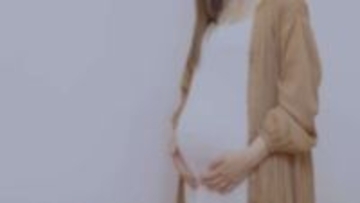 「妊娠中、遠距離恋愛の彼氏に会うため乗った特急列車。私のお腹を見て隣席の女性客が」（秋田県・40代女性）