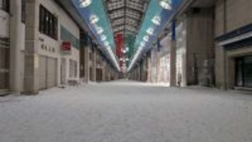 「おそるべし、北海道」　吹雪のアーケード商店街の〝摩訶不思議な現象〟に1万人驚がく