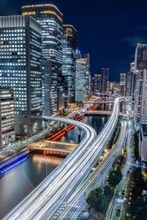 水の都を流れる〝光の川〟が美しい　夜の大阪ならではの絶景が「未来都市みたい」