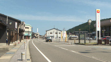 鶴来地区のさらなるにぎわい創出へ　石川・白山市の鶴来本町通り線の無電柱化と歩道整備完了
