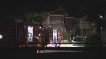 石川・金沢競馬場の厩務員宿舎で火事　男性が手にやけど