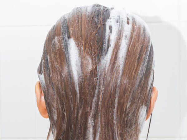 ロングヘアをきれいにキープしたい 毛先まできれいに洗うシャンプー方法 15年10月30日 エキサイトニュース