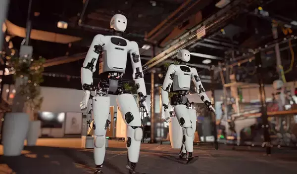 ヒューマノイドロボットが”毎日出勤”する施設が誕生！働きながら学ぶ場に