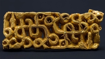 1500年前の黄金の剣鞘がノルウェーで発見。使用後北欧の神々に捧げられた可能性