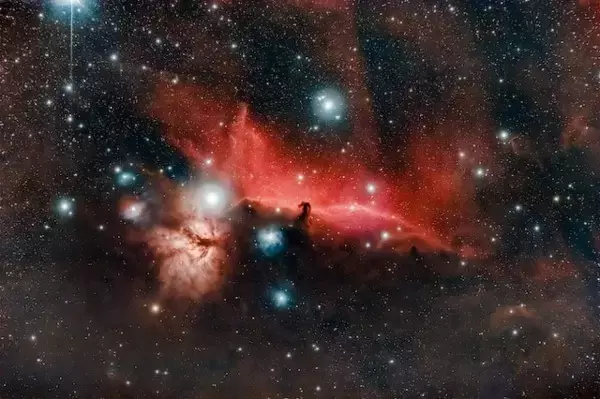 進化可能な最初の生命体はビッグバンの直後に誕生した可能性があると物理学者