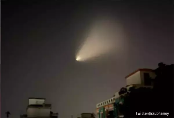 インド上空に謎の光が出現し、多くの人が目撃し様々な憶測を呼ぶ