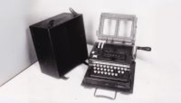 エニグマを超えるナチスの暗号機「SG-41」の失われたマニュアルが、80年の時を経て発見される