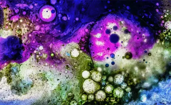 猛毒のシアン化水素が生命誕生の鍵を握っていた。凍った毒からDNAの材料が生まれるプロセス