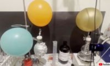 17歳少年がガレージに作った実験室をFBIが怪しみ、防護服で大規模捜査