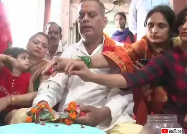 雨が降らないからカエルを結婚させよう！ 大雨警報発令