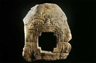 バラバラに砕かれた「冥界の入口」オルメカの巨像、メキシコ帰還を支えた舞台裏