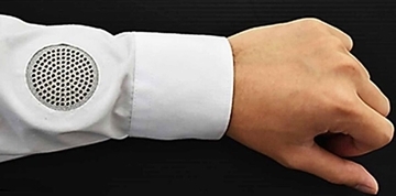 衣服からAIを操作　静電気を利用した音声センサー機能を持つ布地が登場