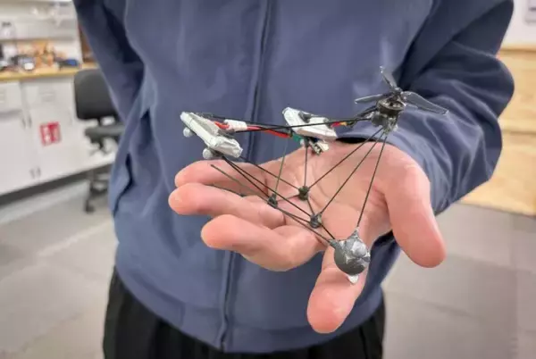 超高速回転によりほぼ消えるドローンを開発
