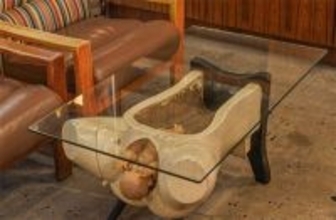 究極のアップサイクル？20世紀の医療用模型を使用した胎児出産テーブル