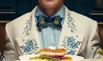 マヨラーの夢、それとも狂気？蝶ネクタイからマヨネーズが噴射される便利グッズが爆誕