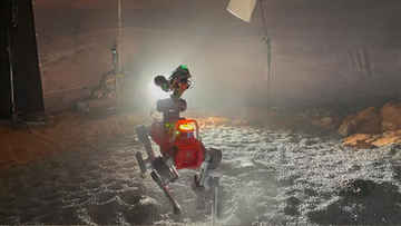 半自律型の犬型ロボットが月や火星の探査を加速。地球の指示を待たず自ら岩石を分析