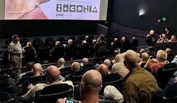 オンリー坊主。エマ・ストーン主演映画の先行上映会は、頭髪がない人のみ入場可