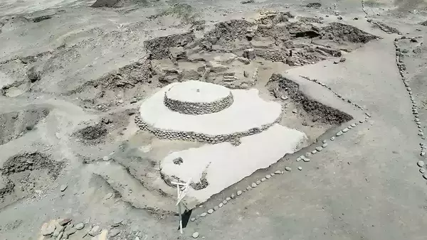 ペルーで5000年前の天文観測施設を発見。潮汐の観察や気候変動の予測を行っていた