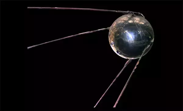 1950年代に現れた謎の「一時的な光」、核実験施設周辺に集中していた