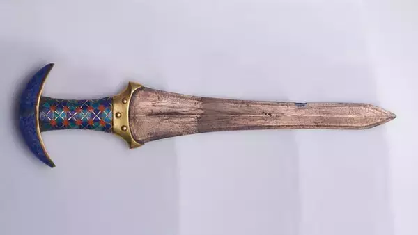 4000年前の古代エジプトの王女たちは弓と短剣を使いこなす武術の達人だった