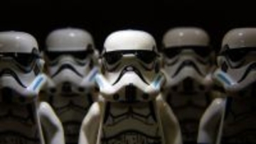 大量のレゴブロックを購入し、パスタにすり替えて返品した男が逮捕される