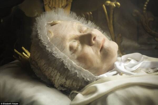神のご加護があれば死体は腐らない イタリアにある聖人の不朽体 15年7月11日 エキサイトニュース