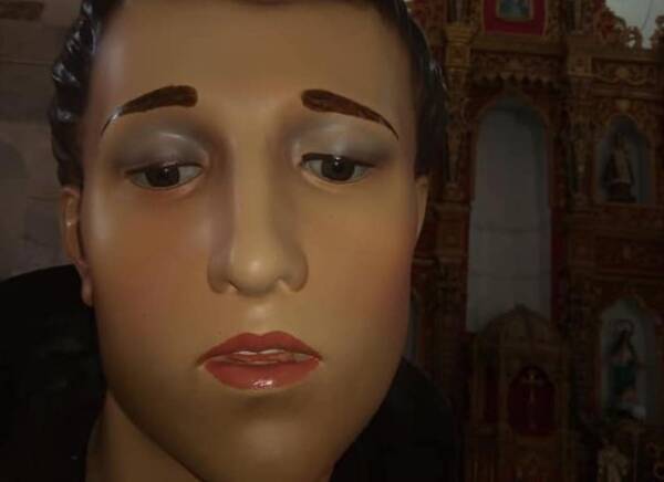 美を追求しすぎちっち 聖パドヴァのアントニオの像 をオネエっぽくしたとして宗教団体が激怒 コロンビア 18年9月日 エキサイトニュース