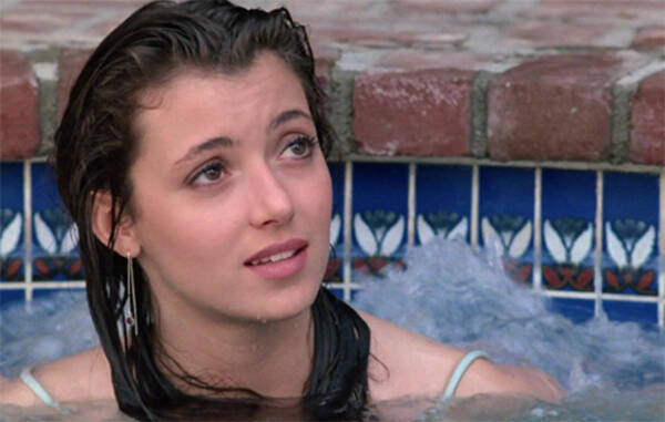 プールなのに熱いし怖い 80年代の映画内 伝説的な入水シーン 18年9月23日 エキサイトニュース