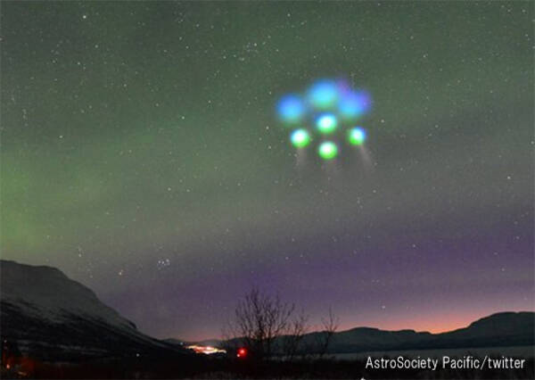 ノルウェーの夜空に謎の光と雲が発生 ついにヤツらの襲来か と思いきや その原因が判明 19年4月13日 エキサイトニュース