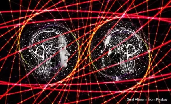 脳の中には意識の鍵を握る2つのネットワークが存在することが判明（米研究）