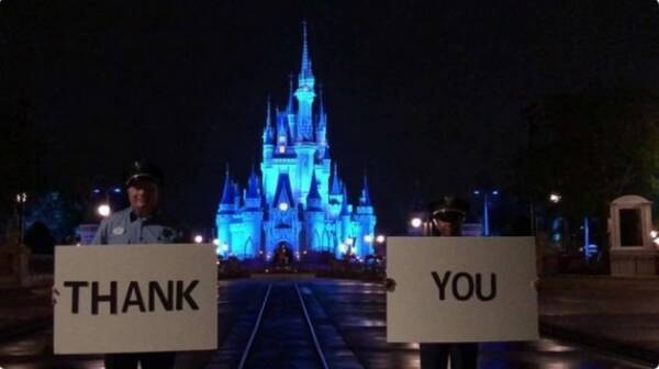 世界のディズニーテーマパーク シンデレラ城のライトアップやメッセージで医療従事者を称える 年4月10日 エキサイトニュース