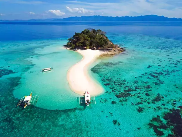 美しく尊い！2020年、世界最高の島に選ばれたフィリピン、パラワン島