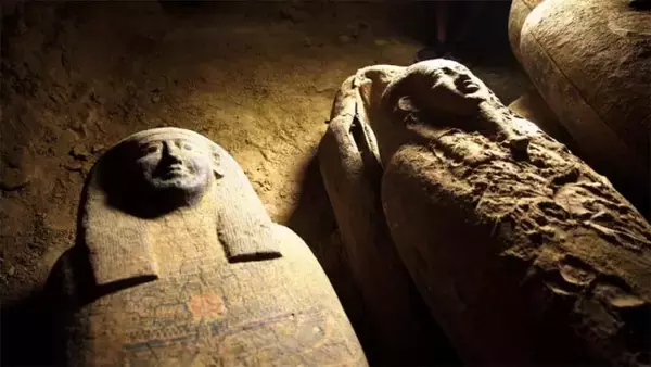 奇跡の発見。完全に封印された古代エジプトの棺、13基を発掘