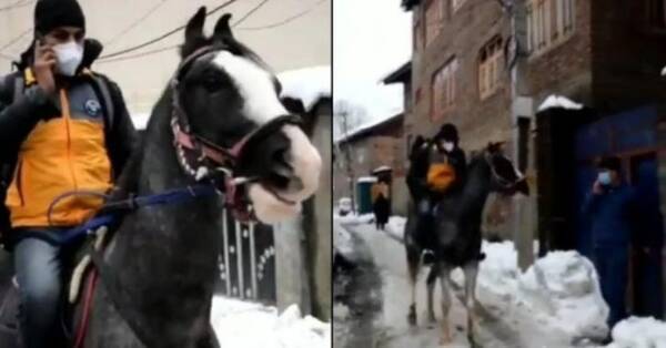 馬に乗って荷物を届けるamazonの配達人 雪で車両が通れない地域に インド 21年1月23日 エキサイトニュース