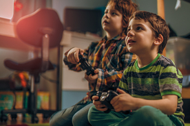 定期的にテレビゲームで遊ぶ男の子はうつ病になるリスクが低いという研究結果