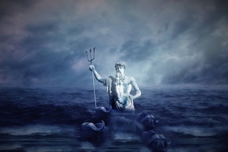 海の神「ネプチューン」の横顔が嵐の海にくっきりと浮かび上がるという奇跡！