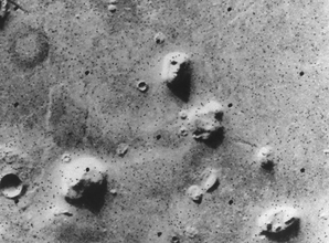 火星に人面が？存在するはずのないものが見える錯視「パレイドリア」現象の謎を科学で解明
