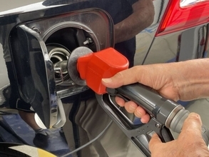 中東情勢で火葬用の燃料が買えない。葬儀屋が遺体をガソリンスタンドに持ち込む事態に（タイ）