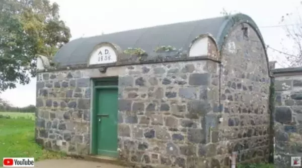 たった2部屋だけの牢獄。イギリス領の島にある世界最小の刑務所
