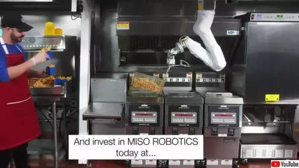 注文から調理まで全てロボットが処理するファストフード店がカリフォルニアにオープン