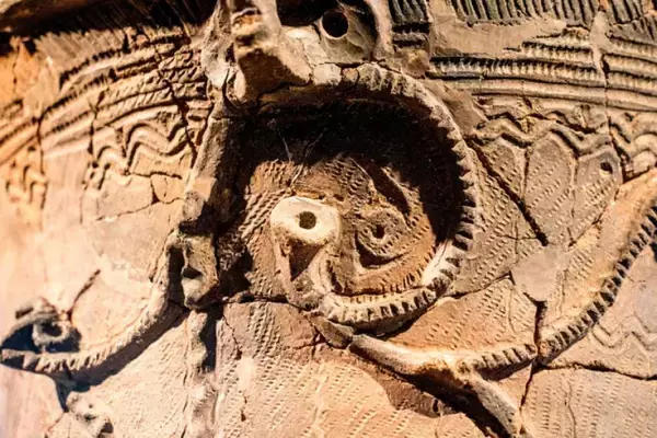 縄文人のルーツはひとつ。東日本と西日本で遺伝子のタイプが違う理由を解明