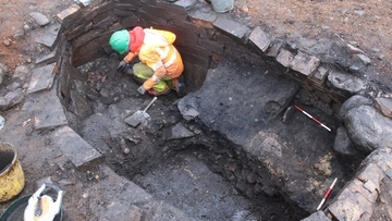風呂？儀式？スコットランドで謎めいた2000年前の遺構が発見される