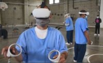 アメリカの刑務所がVRヘッドセットを取り入れた更生支援プログラム。社会復帰をリハーサル