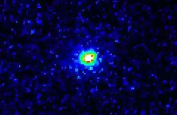 謎の恒星間天体「3I/ATLAS」が3度目の色の変化、尾の消失も