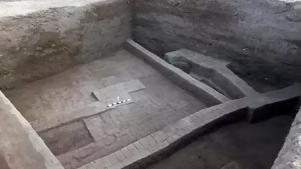 エジプトの古代都市の地下に約2600年前の謎の構造物を発見