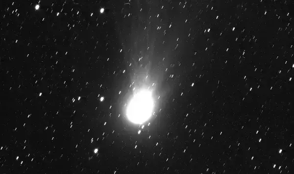 木星探査機JUICEが旅の途中で恒星間天体3I/ATLASを撮影、内部構造の謎に迫る