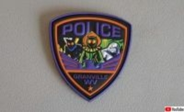 米ウェストバージニア州の警察のUMAモチーフのワッペンが24時間で完売！