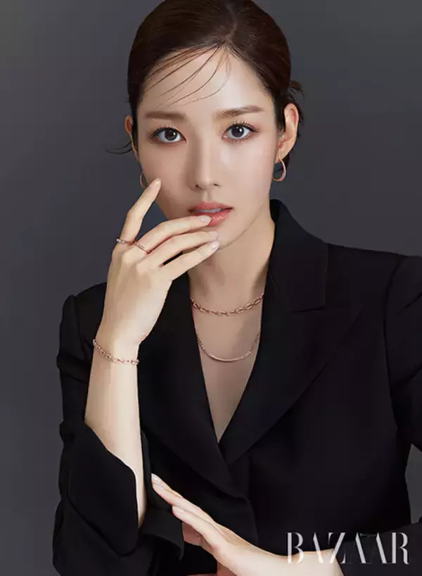 「[パク・ミニョン、ジュエリーより輝く美貌！」の画像