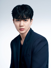 ユ・スンホ、メンズヘアブランドの新モデルに抜擢！